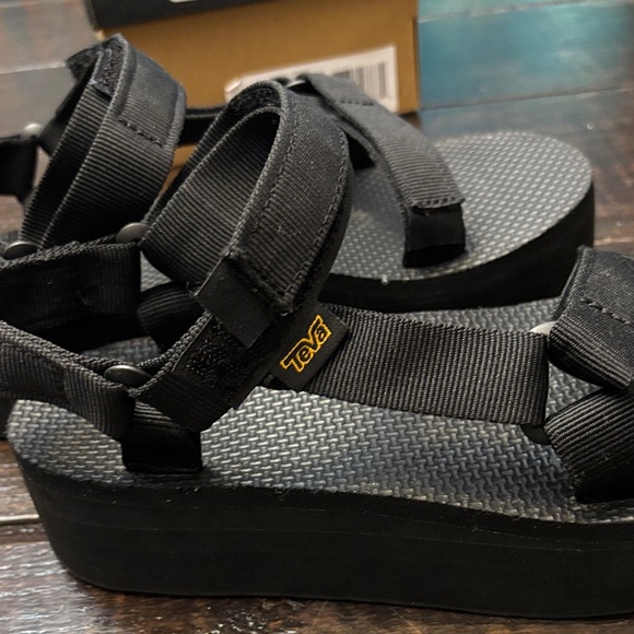 Teva Black Adjustable Strap Sandals - Picture 6 of 16